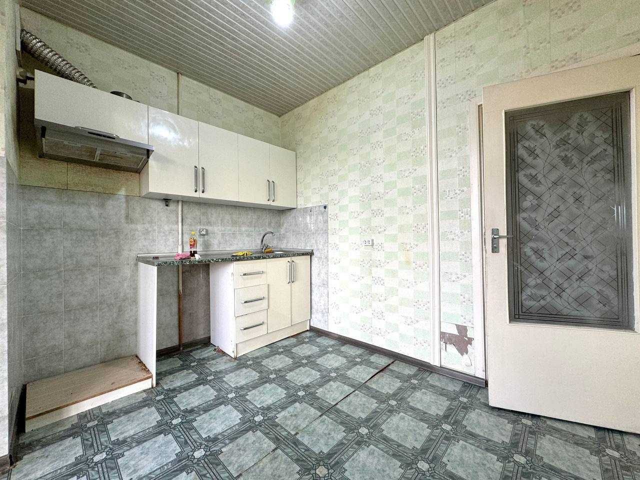 СРОЧНО Продается 3 комнатная 78 м2 Куйлюк - 6 массив улучшенная (НА)