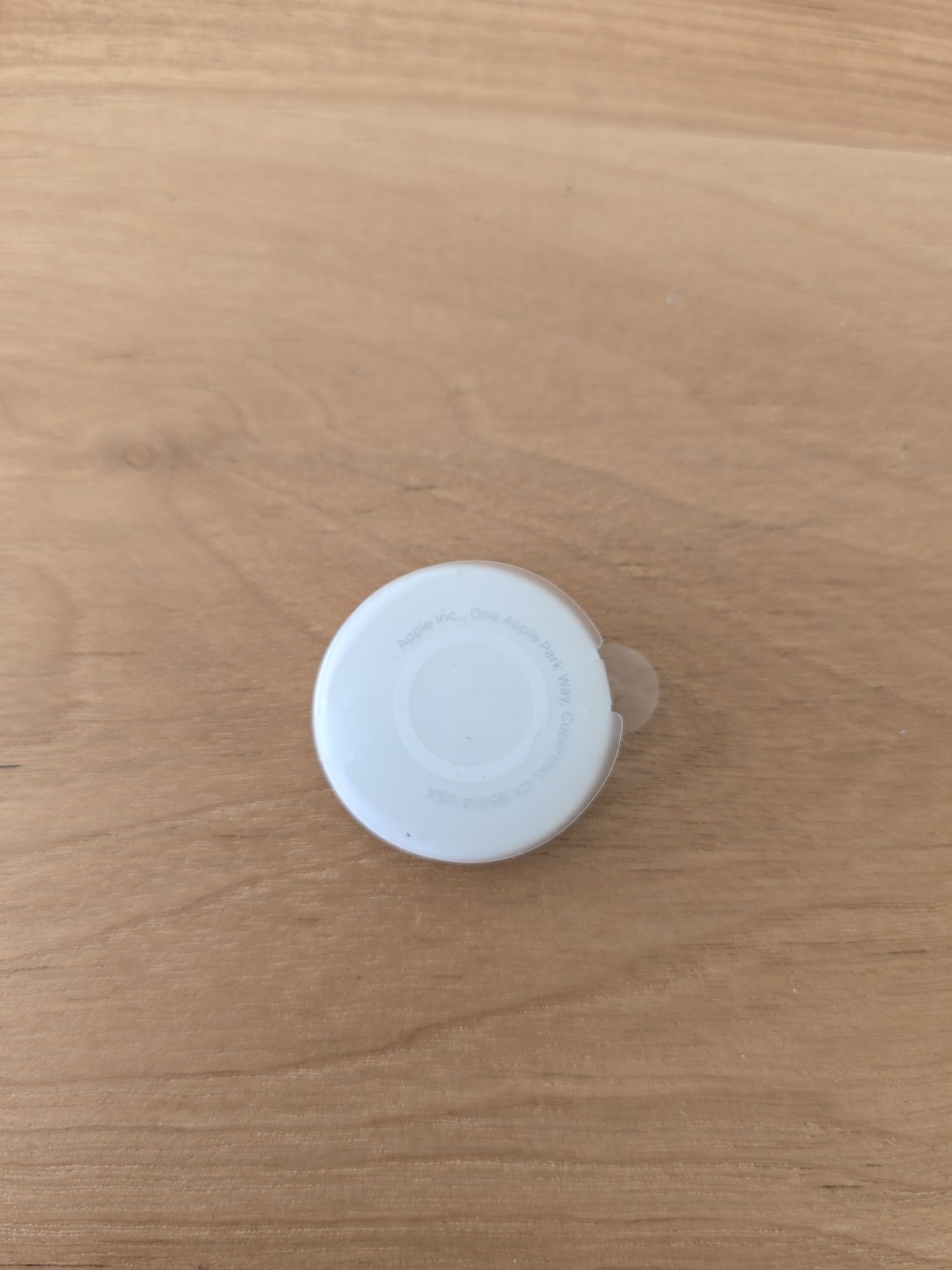 Apple Air Tag.      .