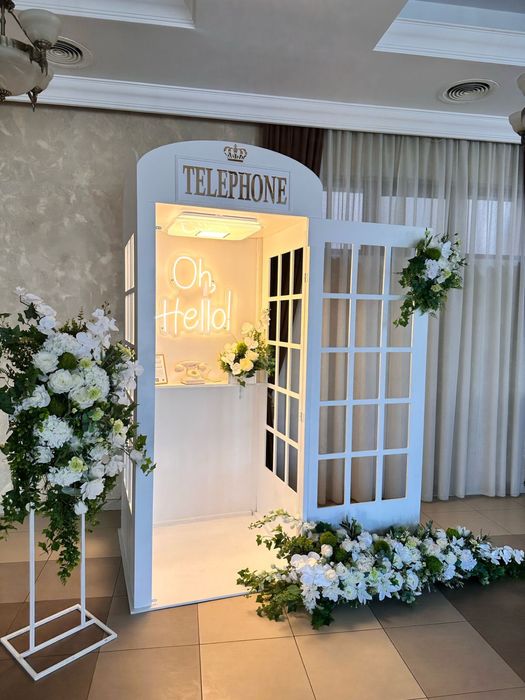 Cabina telefonica si audio guestbook