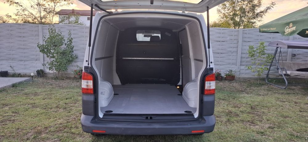 VW T5 Transporter 2013 A/C 2.0 tdi Vivaro Trafic soft close