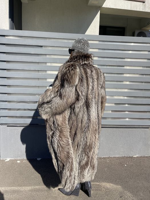 Haina lunga din blana naturala de vulpe argintie