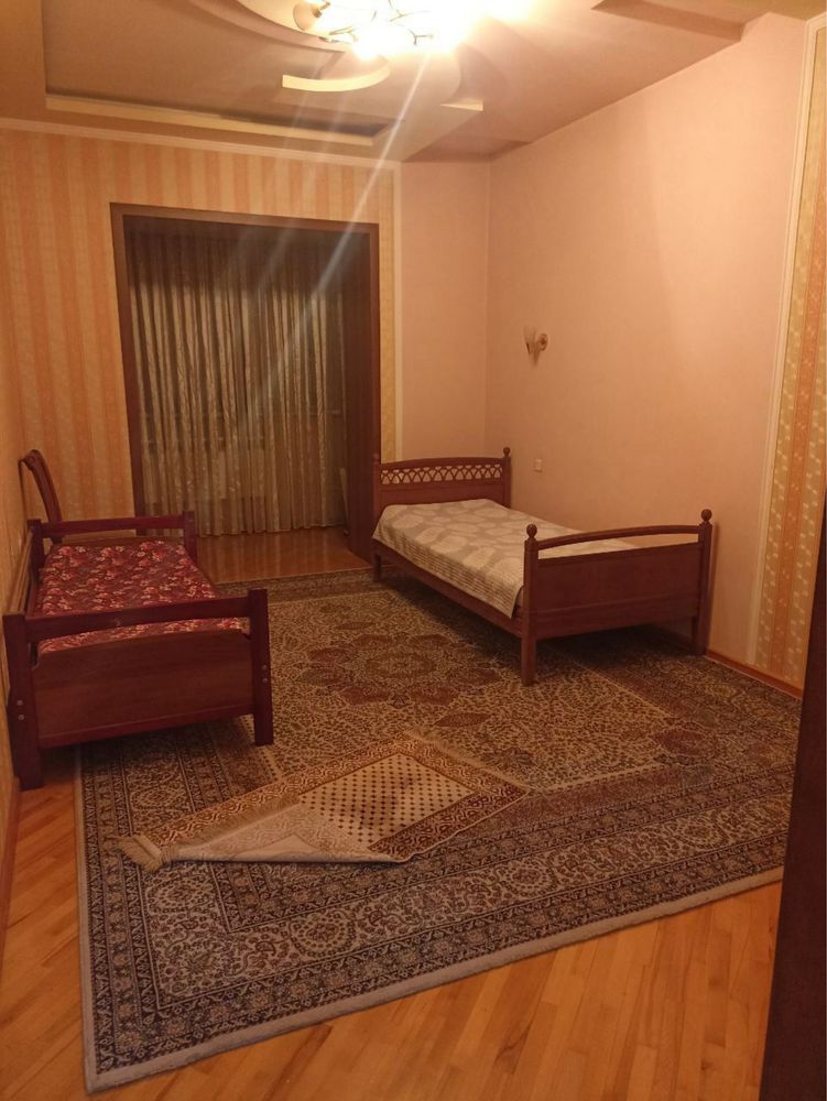Метро Тинчлик Банковский дом с терассой