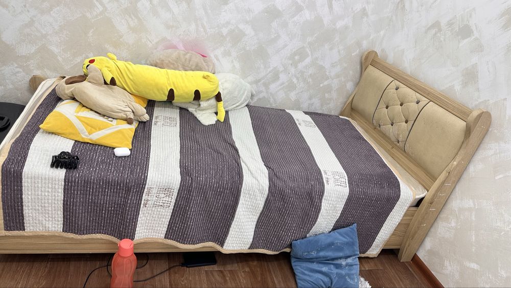 кровать односпальная