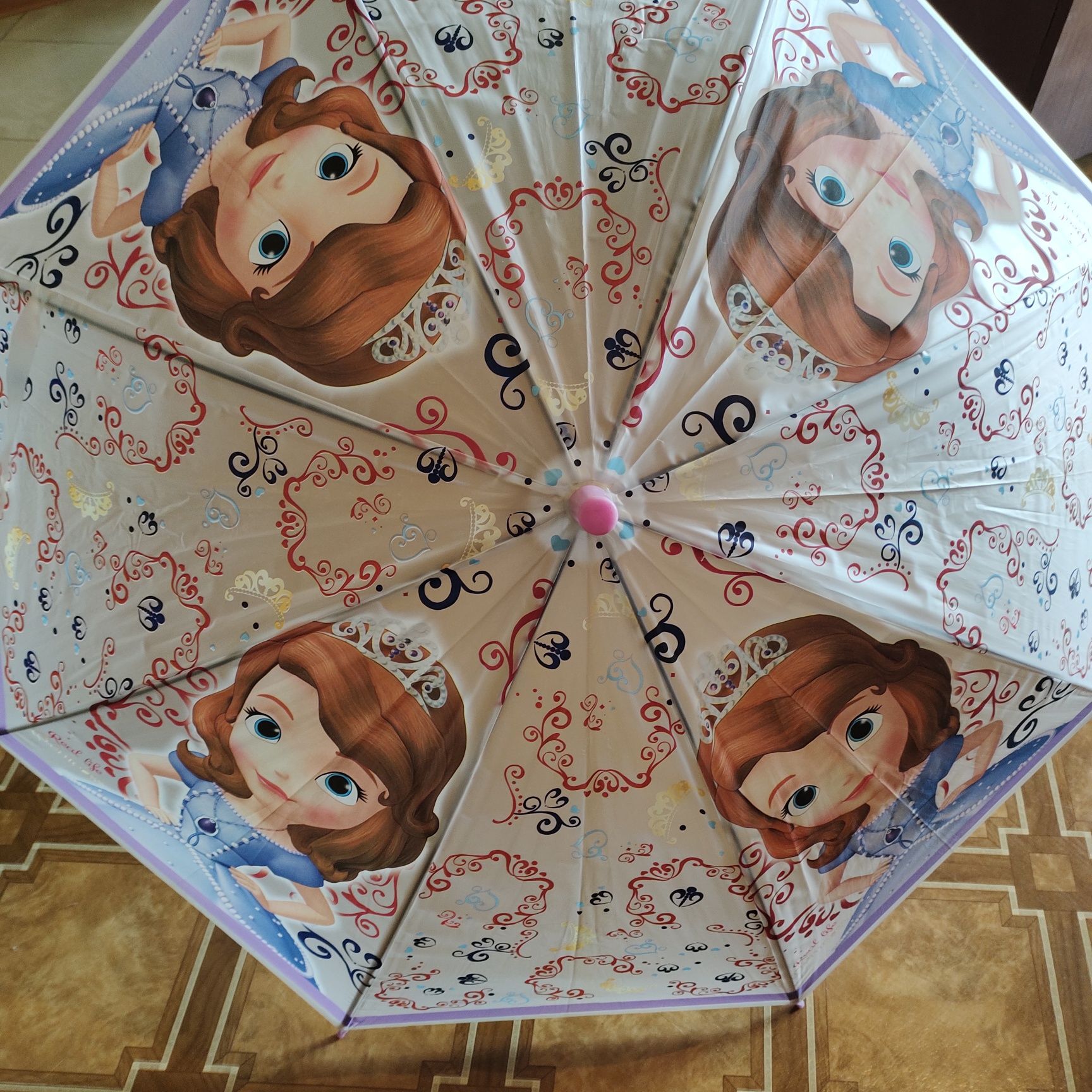 Продам детский зонт,в отличном состоянии для девочек. С рисунком принц