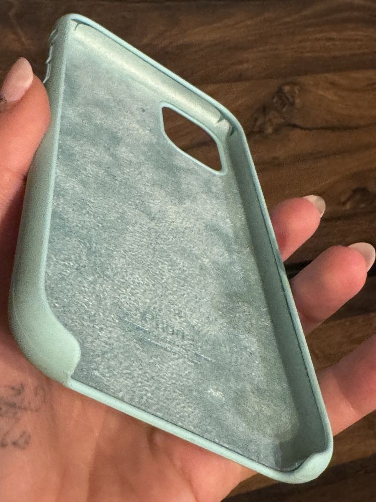 Iphone 11 /Калъфчета и протектори за камерите