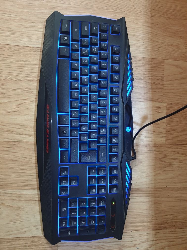 Tastatura de gaming jizz gx11 impecabila