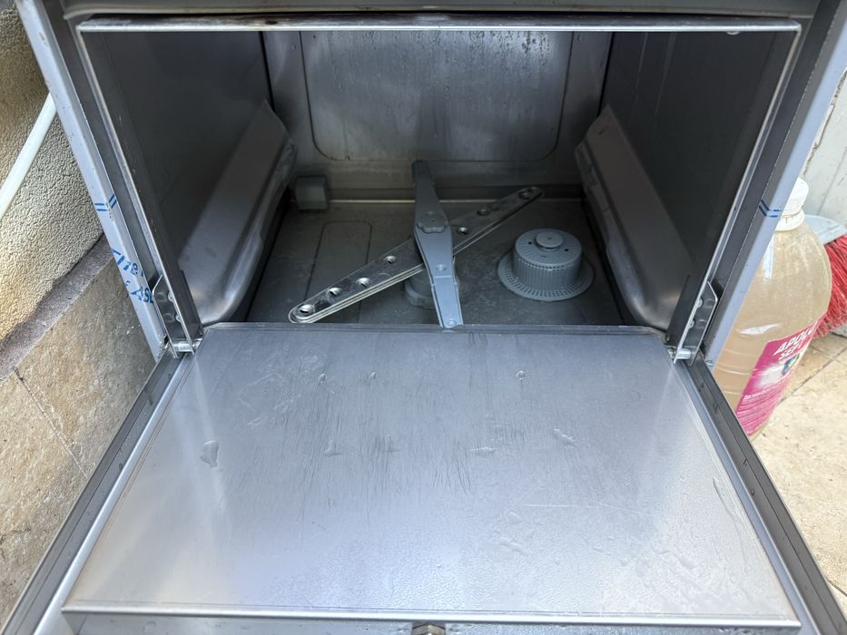 Чашомиална машина