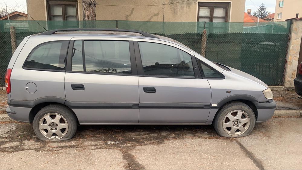 Opel Zafira 2,0DTI на части