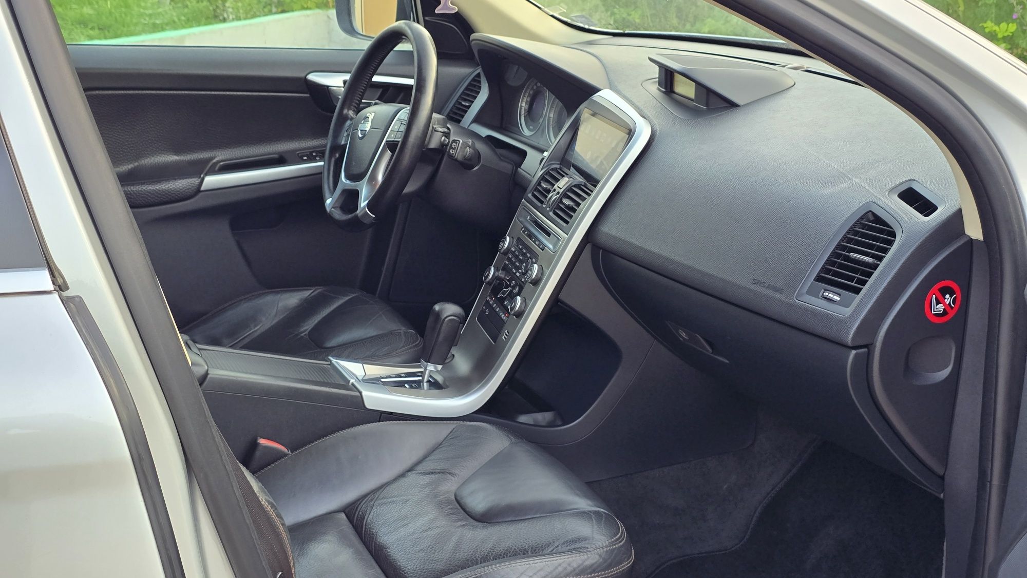 Volvo XC60 D5 2.4D 205кс Подгрев Андроид 4х4