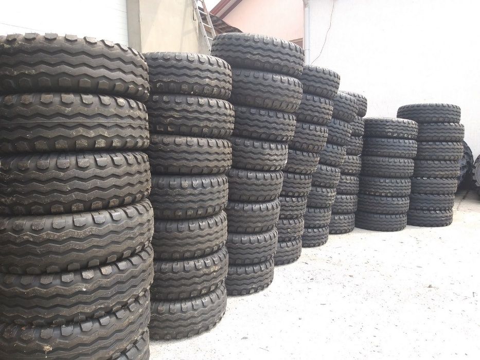Cauciucuri noi pentru remorca 10.0/75-15.3 cu 12 ply garantie 2 ani