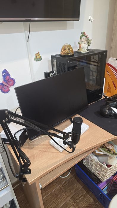 Se vinde tot ce se vede.