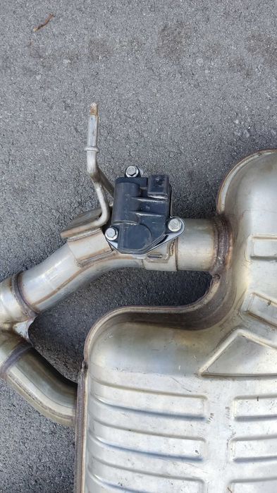 BMW M3 M4 F80 F82 F83 Изпускателна система / Exhaust system
