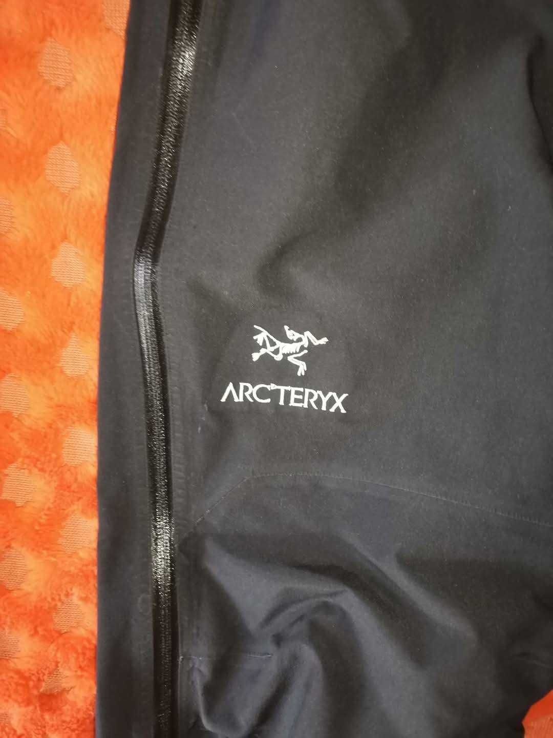 ARCTERYX Theta SV Bib GoreTex Pro Shell
Премиум клас гащеризон