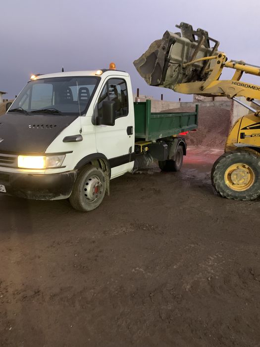 Inchirieri bene moluz transport nisip balast containere moloz