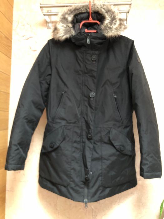 Geaca originala The North Face femei M noua nepurtata