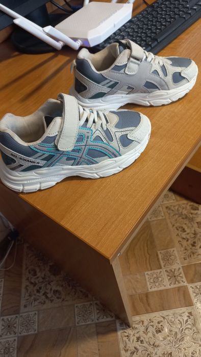 Продам красовки на девочку, подойдёт и на мальчика