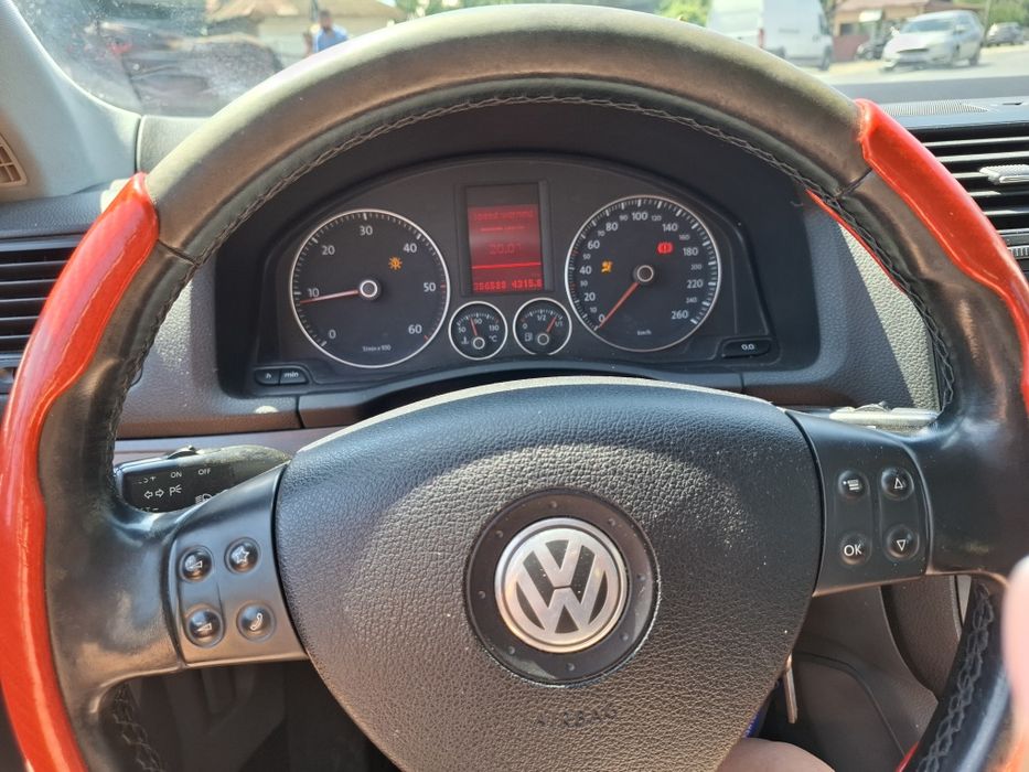 Vând VW Jetta 2.0 diesel 2006