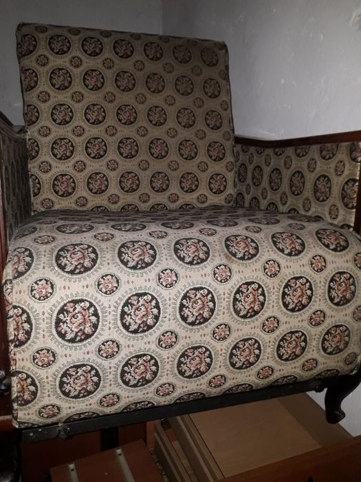 Vând fotoliu și accesorii preț de negociat