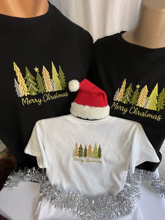 Коледни тениски с елхички