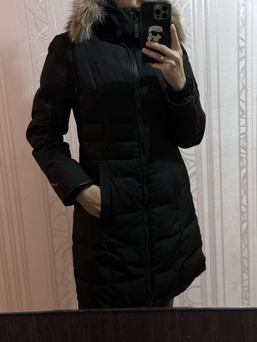 Продам! Зимнюю куртку за 35 000.