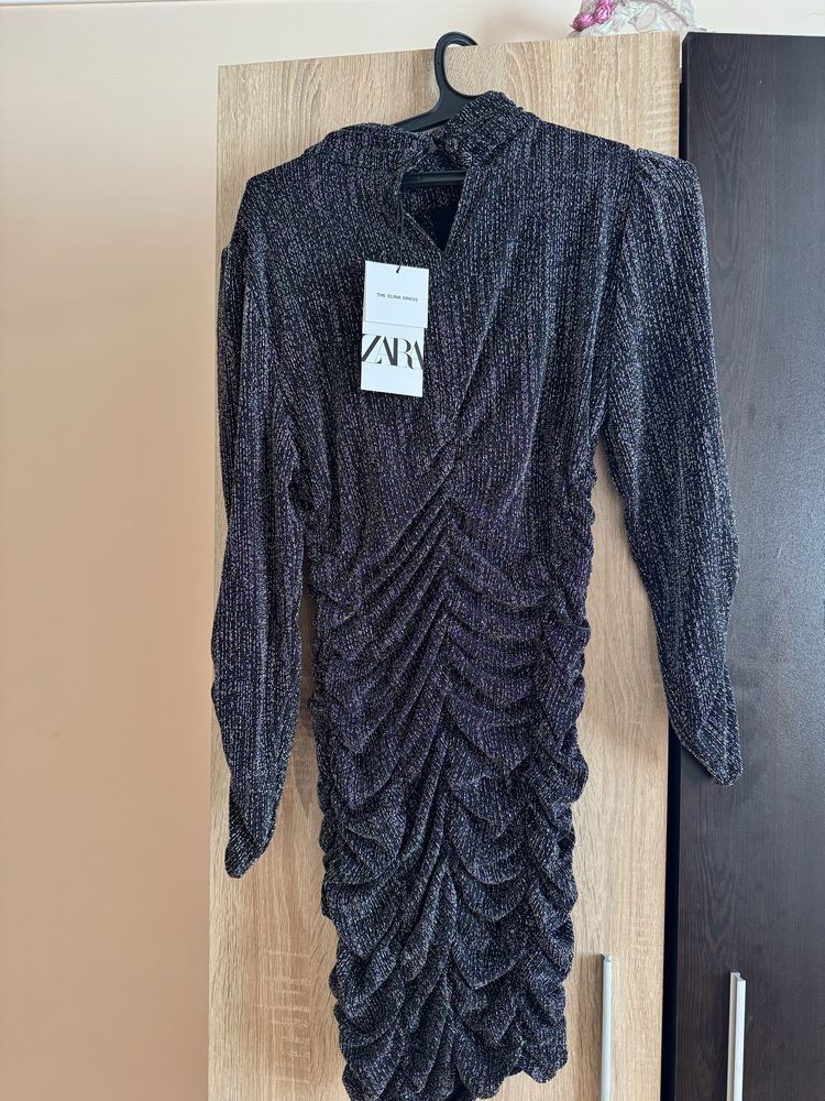 Нова рокля с етикет от Zara