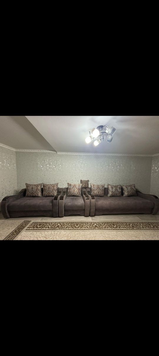 Срочно продам диван