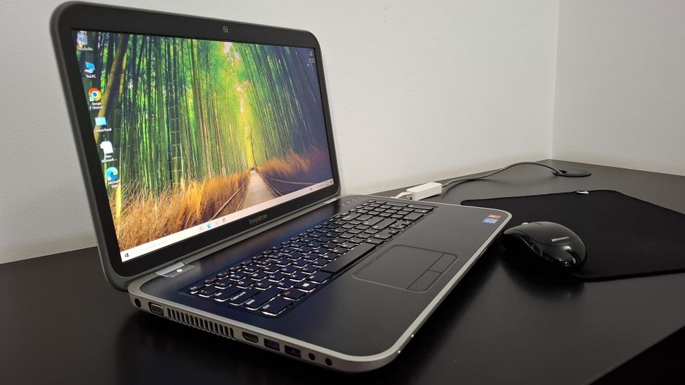 Laptop Dell 17.3''-7720, i5-3210M 2.5Ghz, 8GB ,740GB,GeForce GT650 2GB