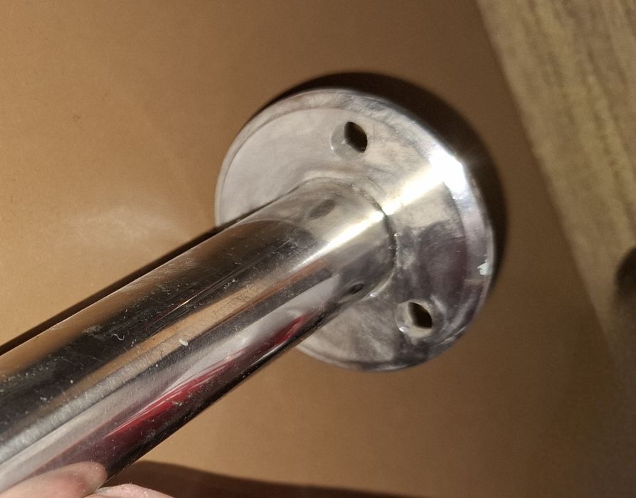 Карниз для занавески