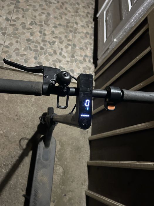 Vând trotinetă electrica , Xiaomi