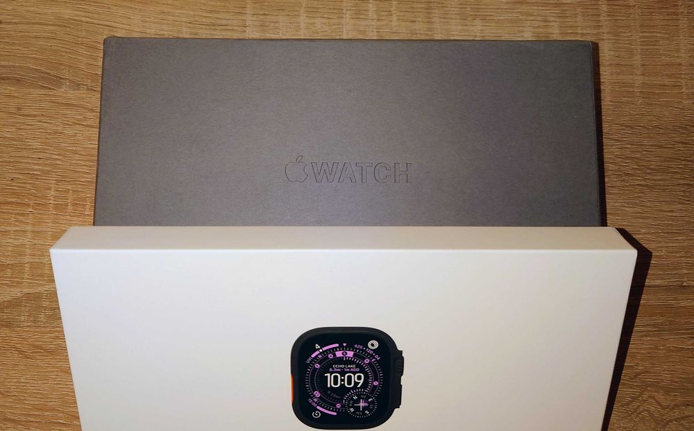 НОВ Apple Watch Ultra 3 49mm Black Ti Black Ocean Band Смарт часовник