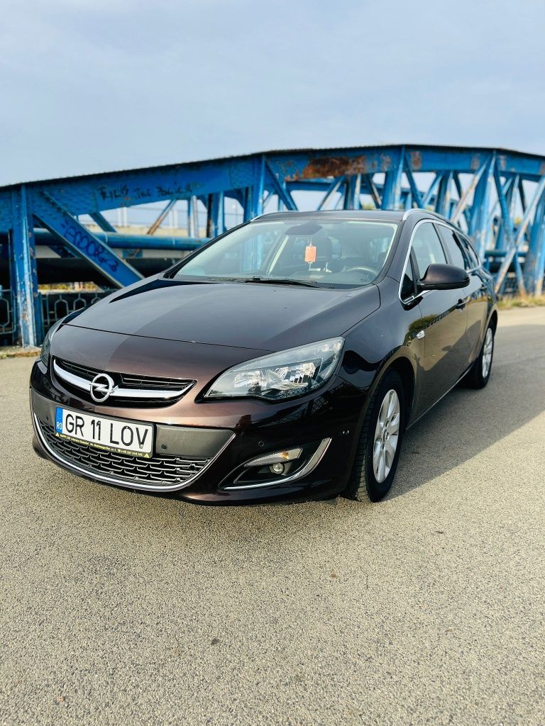 Opel Astra J sportTourer