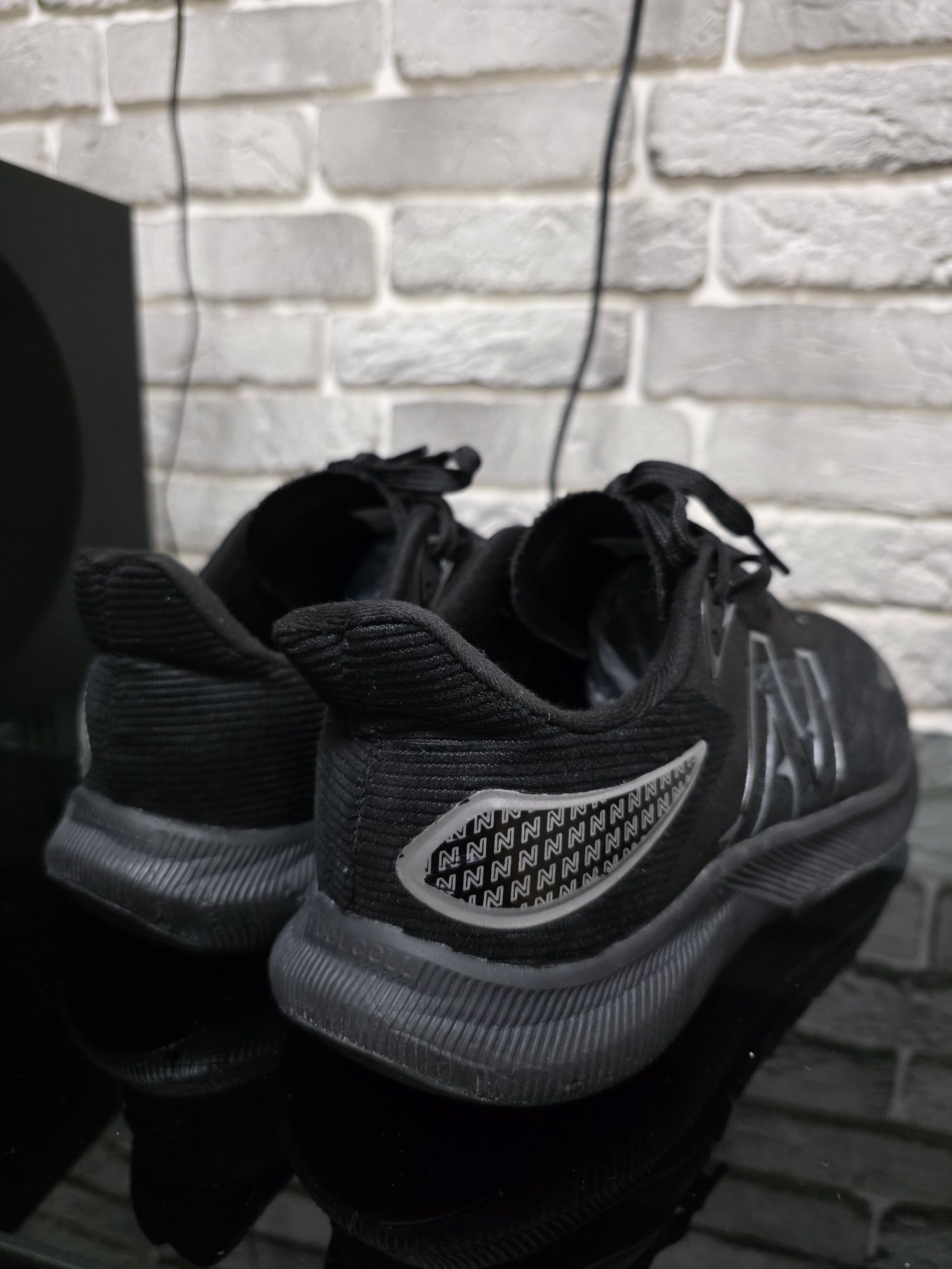 Оригинальные кроссы New balance