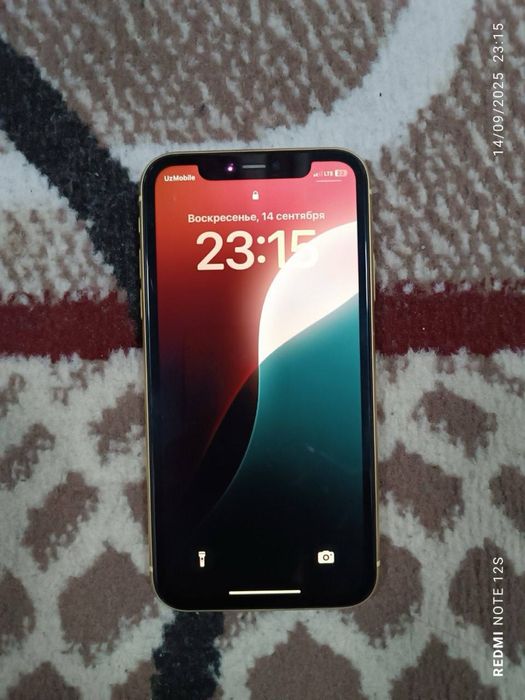 iPhone 11. ideal  region. LL/A