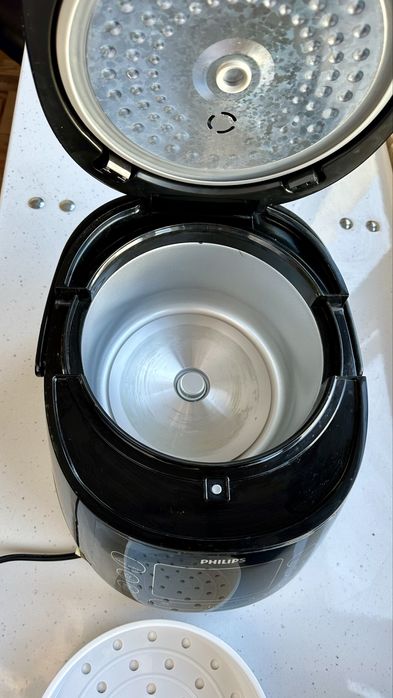 НОВ без кутия! Philips Мултикукър HD4749