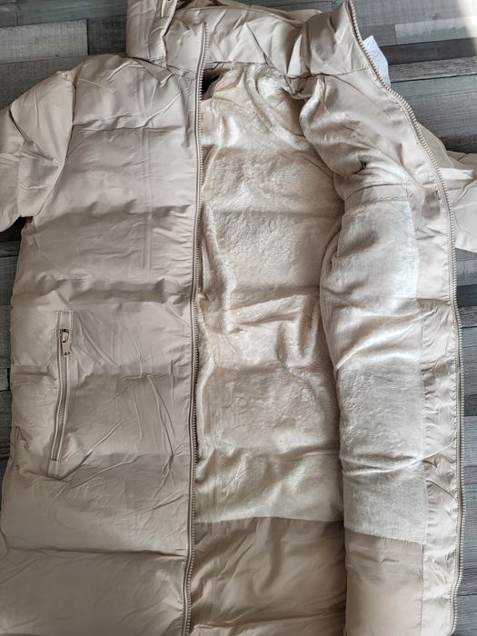 Geaca dama lunga nike bej