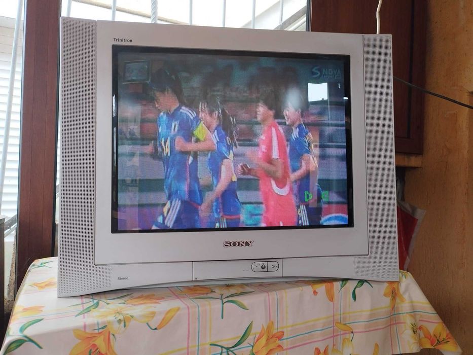 Телевизор  SONY Trinitron
