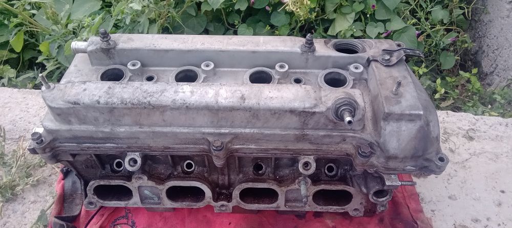 Таиота  2,4 маторға головка сатылады.