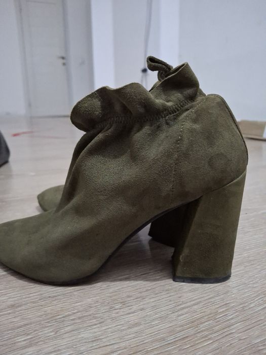 Осенний женский етик