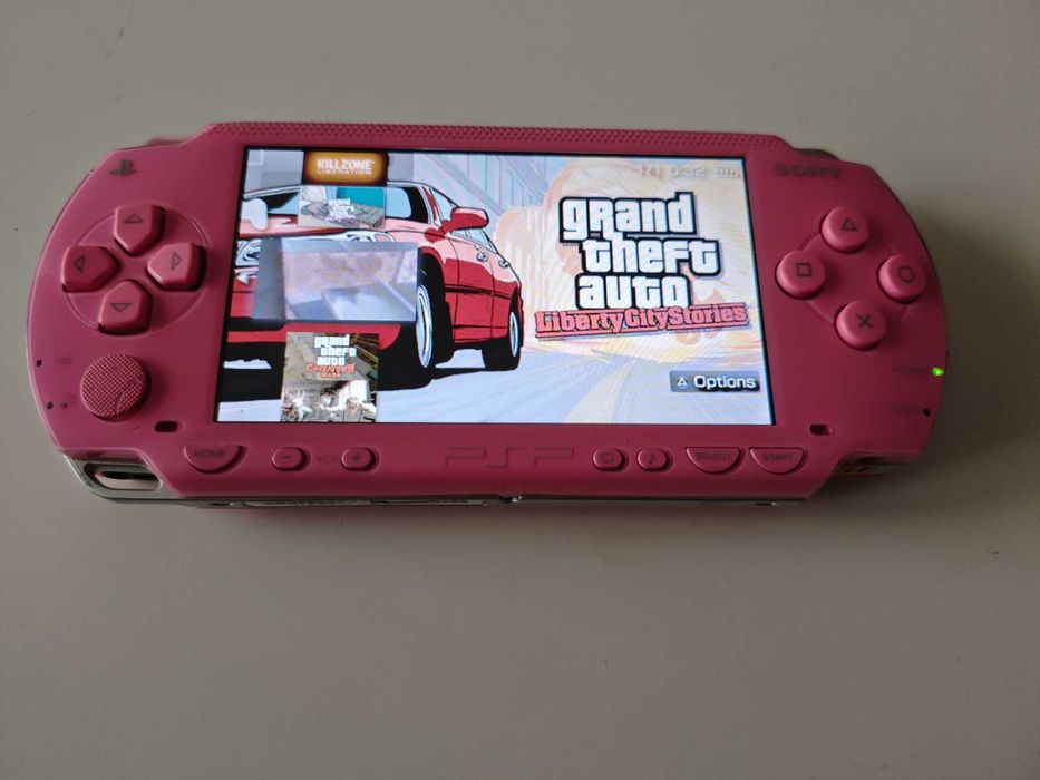 Sony PSP 1000 Pink Limited Edition - качени много игри