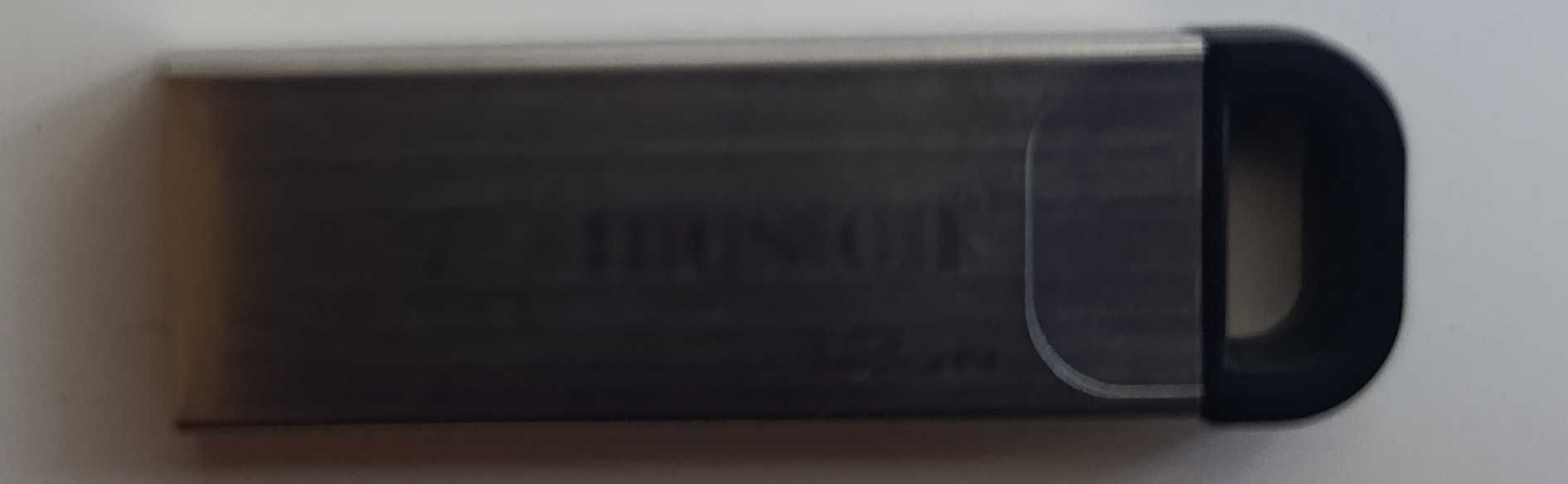Флашки 32GB USB Flash памет
