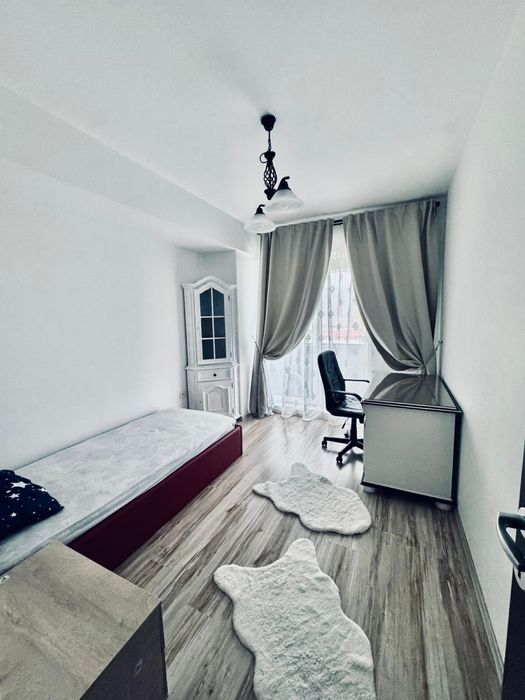 Inchiriez apartament cu 3 camere modern, Alpha Ville Carpatilor