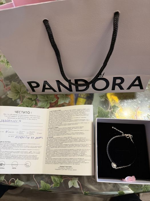 Гривна Pandora чисто нова с сертификат