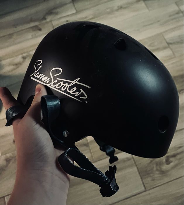 Slamm Classic V9 Trotinetă Freestyle + Slamm Logo Cască Skate