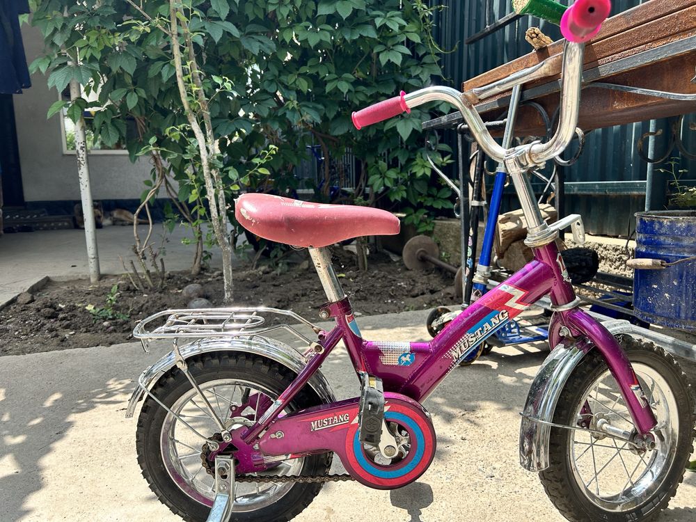 Детский велосипед на возвраст 4-5 лет