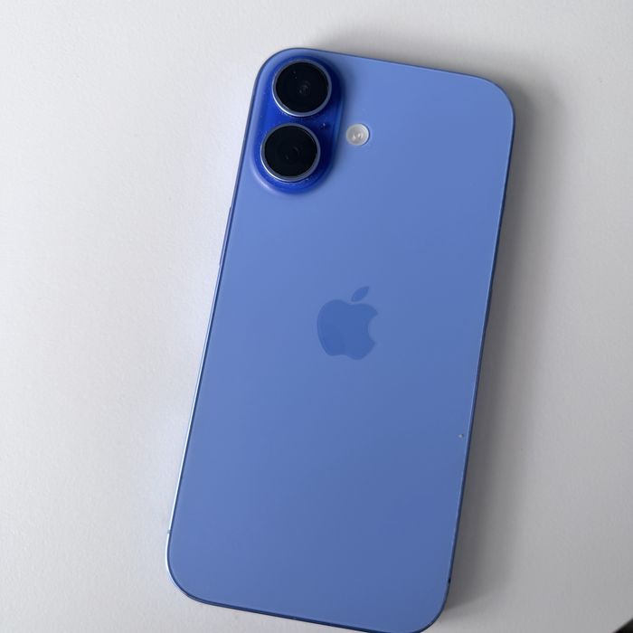 Продам iphone 16