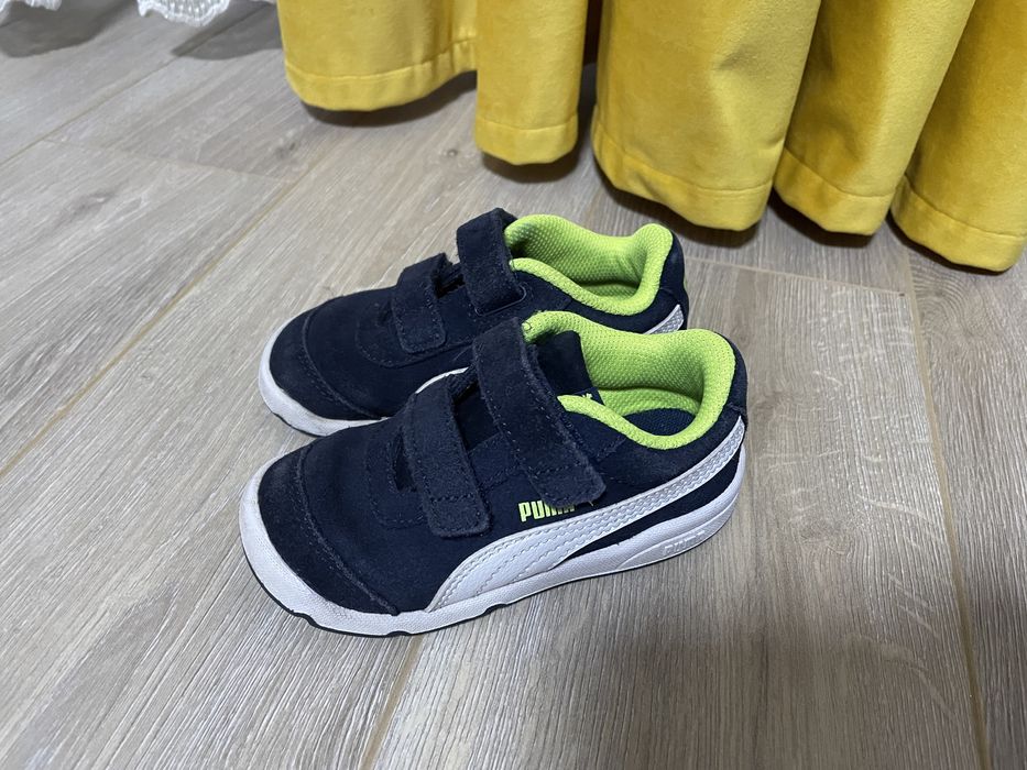 Adidasi Puma marimea 23 pantofi sport