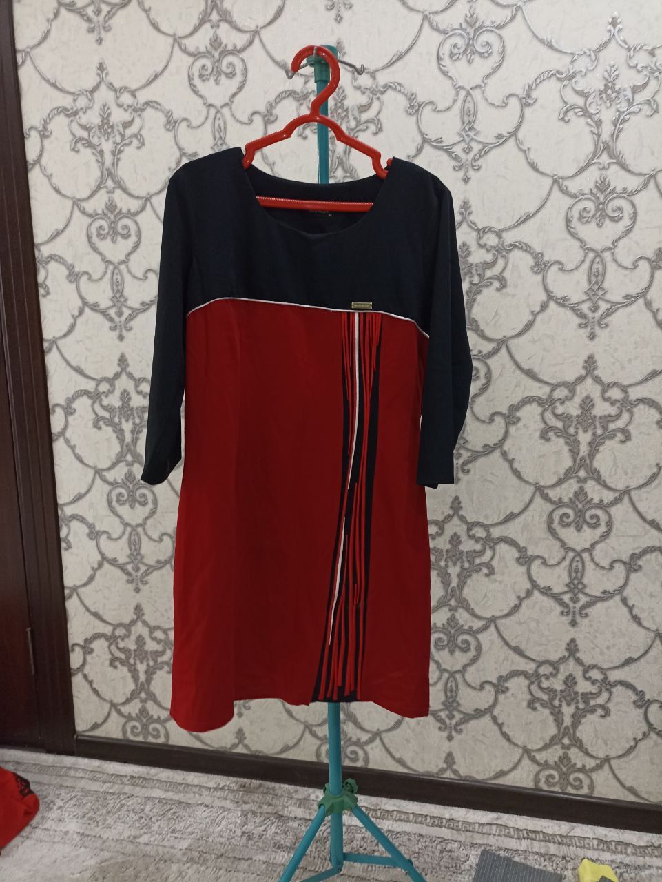 Женский платья по 50 тысяч