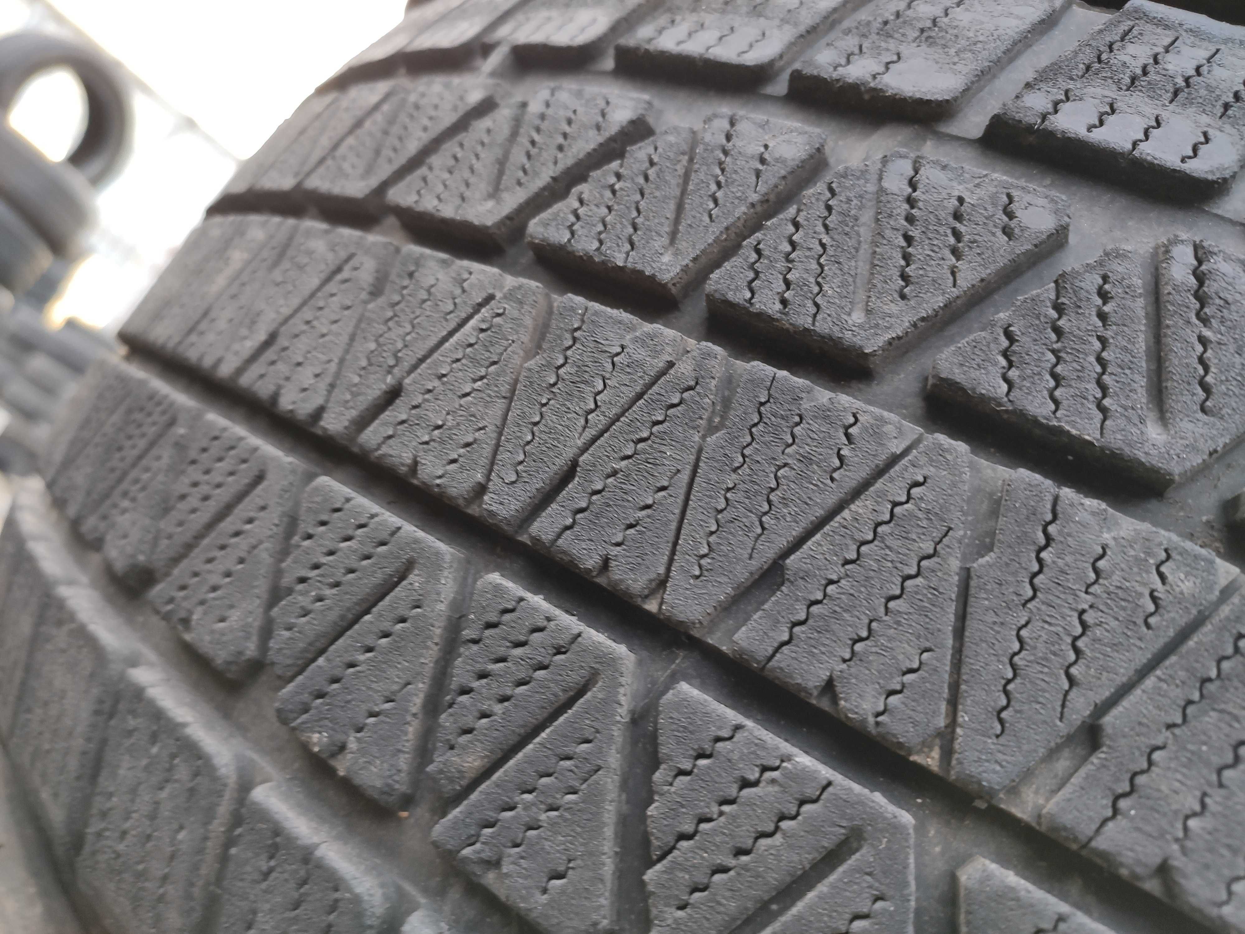 4бр Зимни Гуми 265 60 18 - Bridgestone - DOT 2022