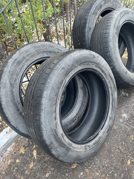 Шины Dunlop 235 65 R18 летние