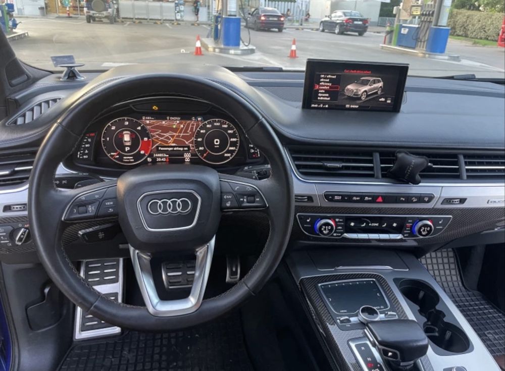 Audi SQ7 - 4.0* V8T* PANO* 6+ 1* B&O* 435 h.p